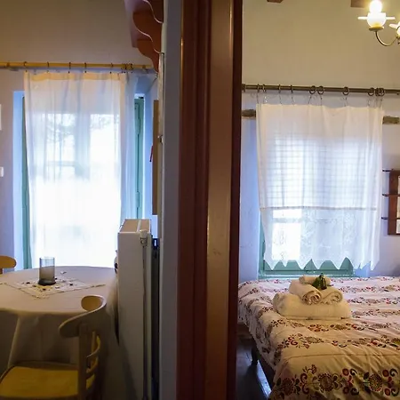 Διαμέρισμα έφιποι