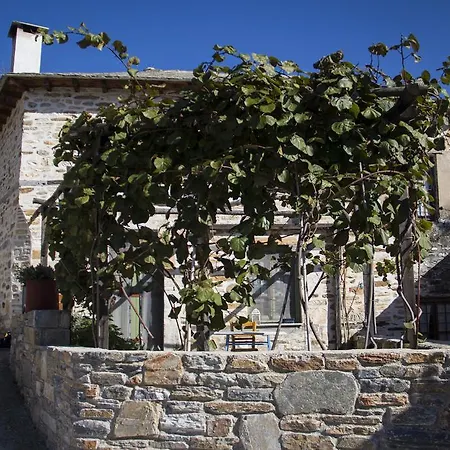 Efipoi Apartment *