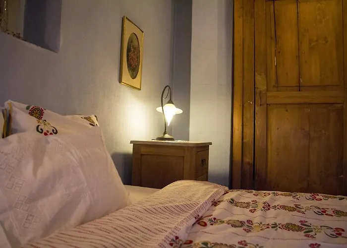 Efipoi Apartament Pinakátai