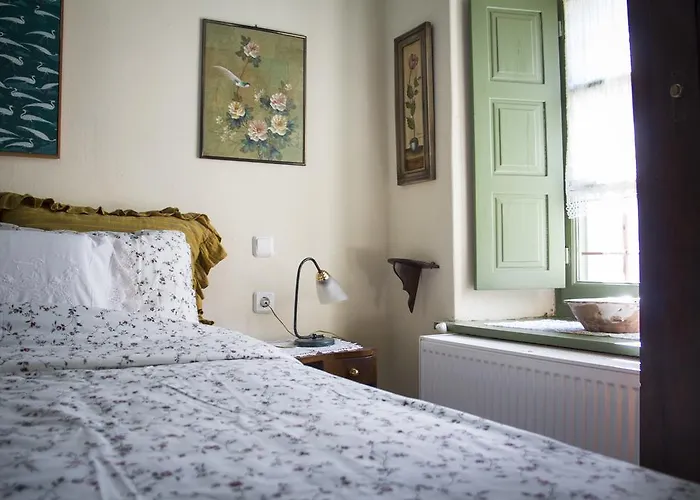 Efipoi Apartament Pinakátai